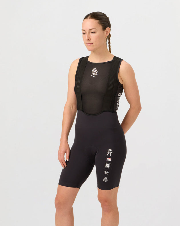 atq-deus-rose-wmns-bib-short-black|Model