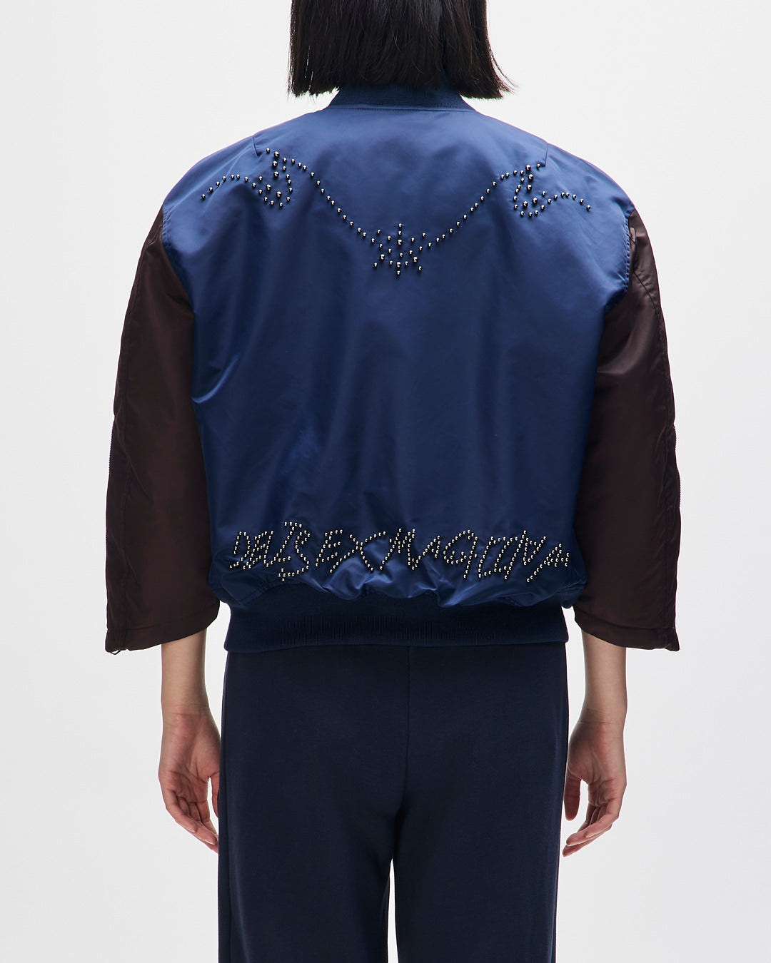 sunset-bomber-pageant-blue|Model