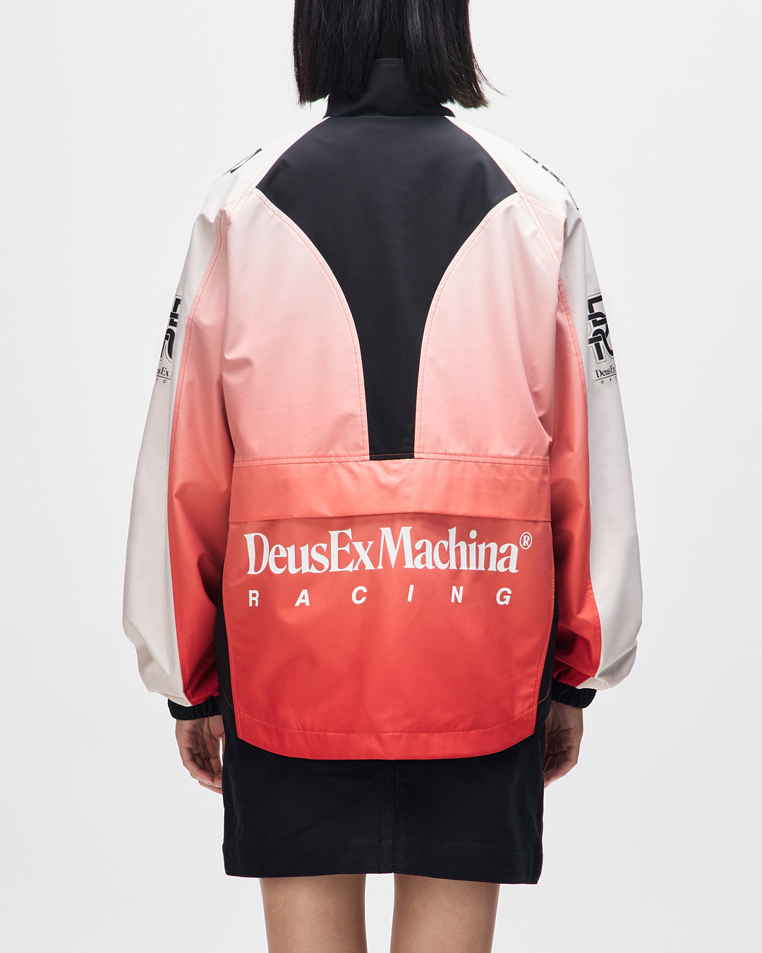 memorial-day-run-jacket-poinsettia-red|Model