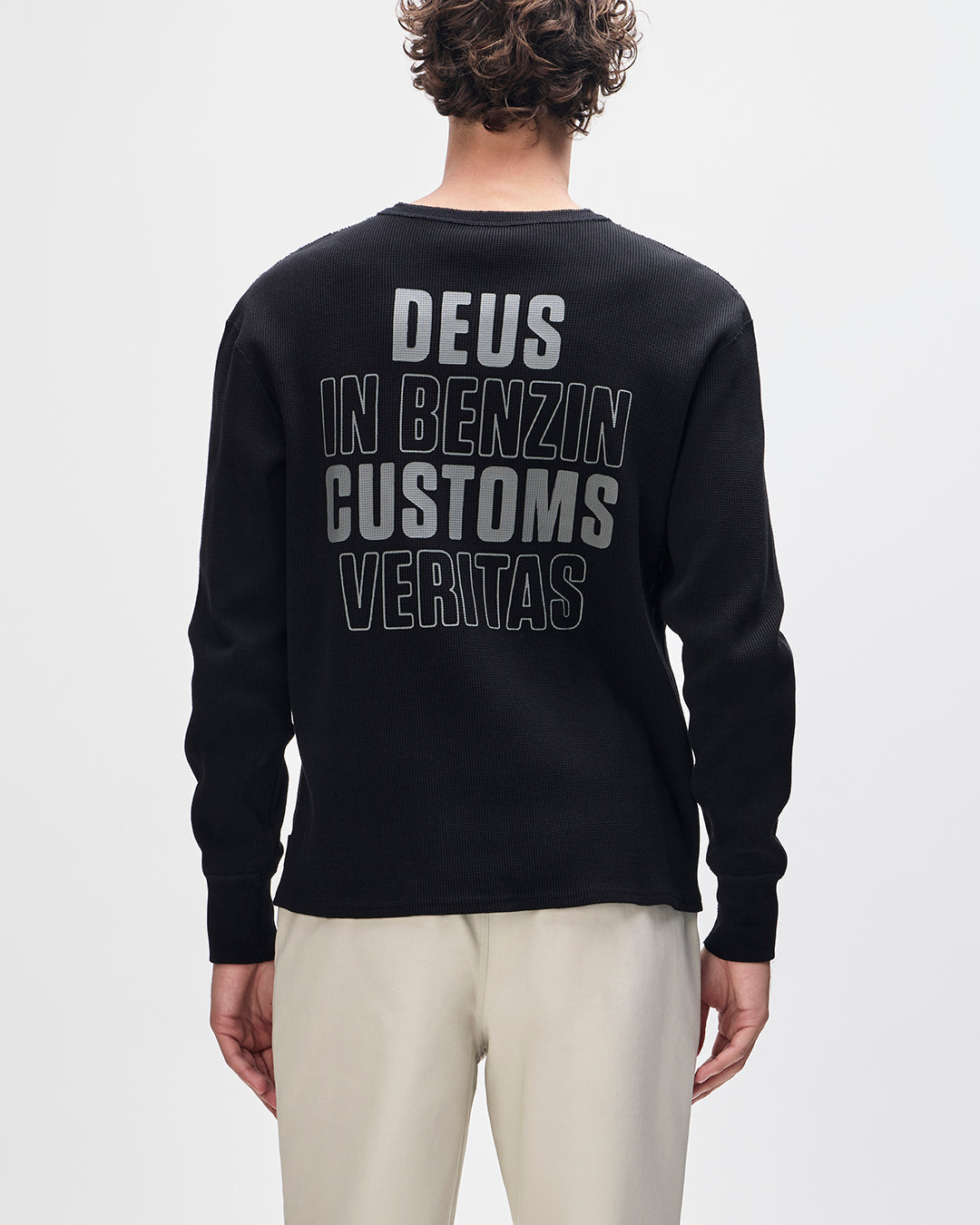 in-benzin-henley-thermal-black|Model