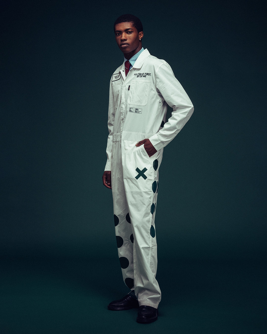 mini-coverall-vintage-white|Model
