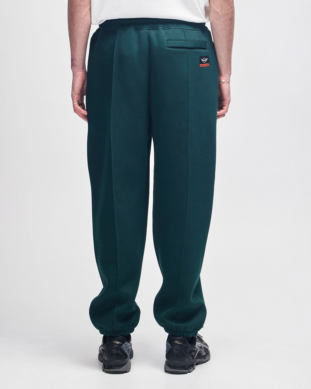 mini-trackpant-race-green|Model