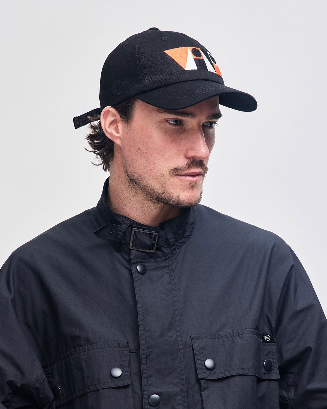 mini-mosaic-cap-black|Model