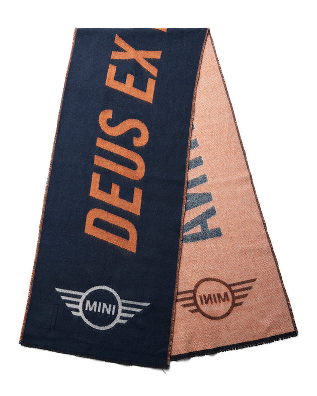 mini-insignia-scarf-anthracite|Model