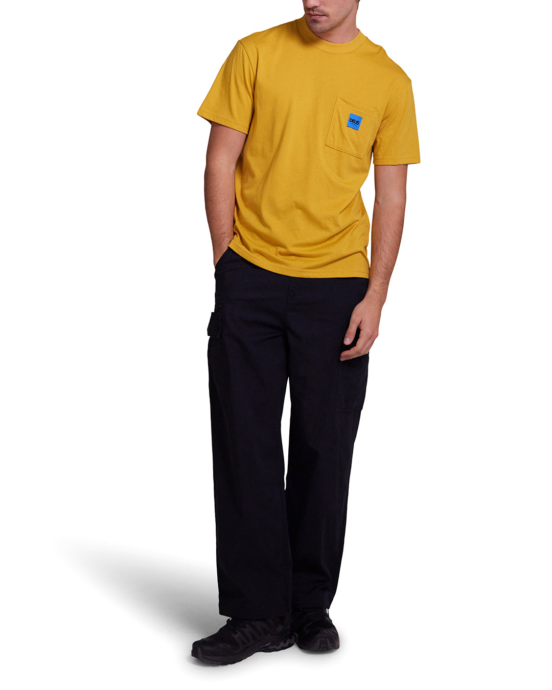 Take Off Pocket Tee - Mimosa Gold|Model