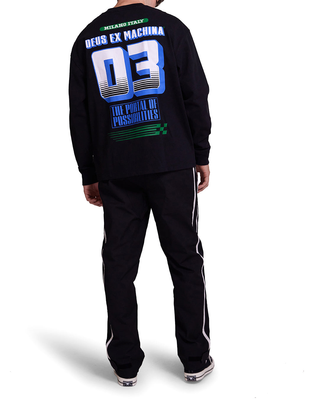 Campaign Ls Tee - Black|Model
