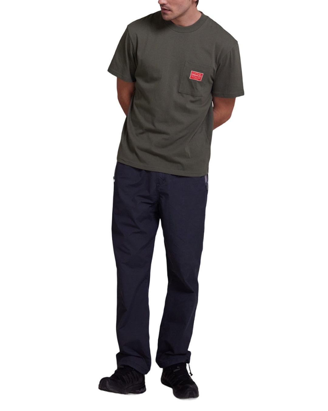 Venture Pocket Tee - Clover|Model