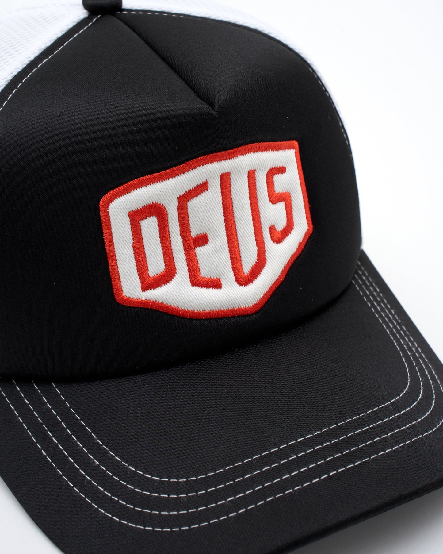 Shield Luxx Trucker