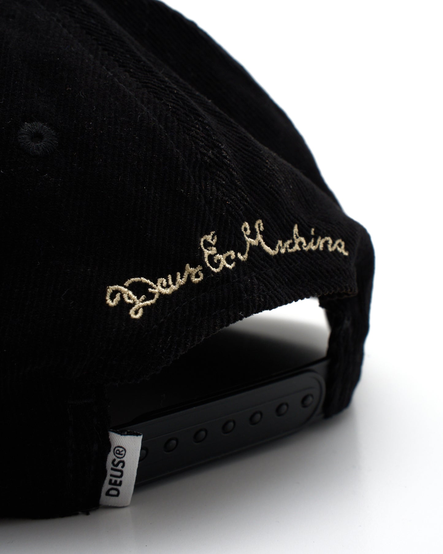 Squeak Cord Cap