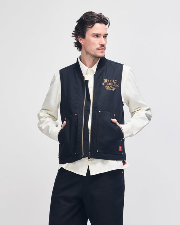 attaq-modify-vest-black|Model