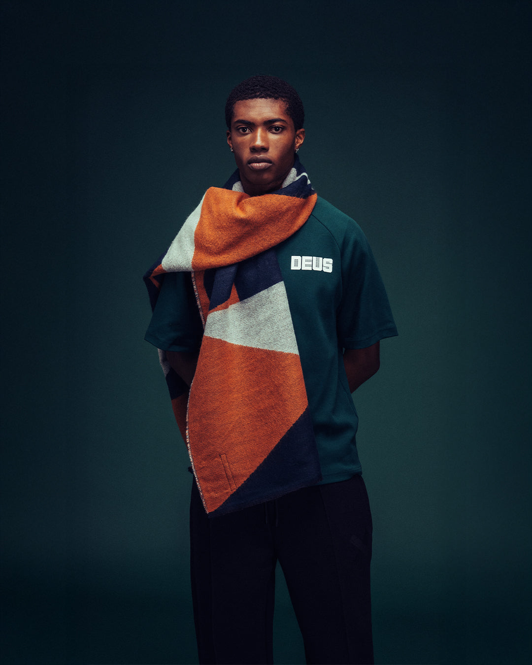 mini-mosaic-scarf-multi|Model