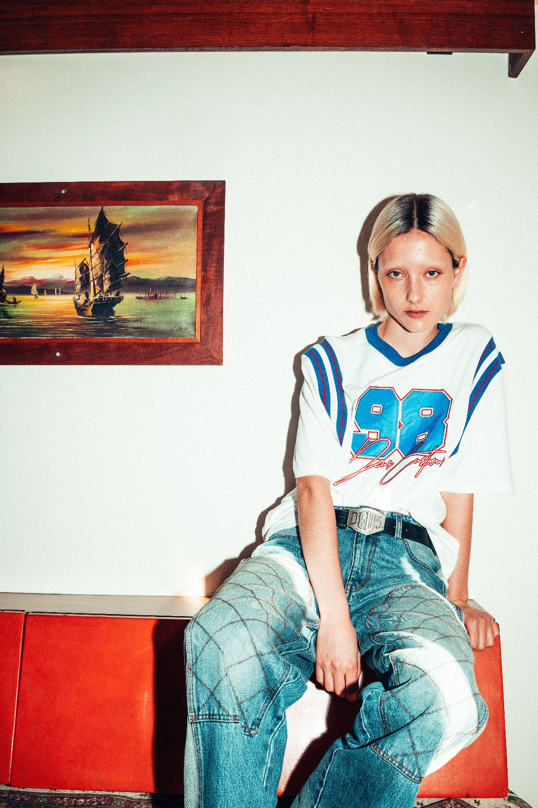 stephanie-tee-antique-white|Model