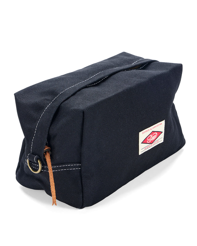 D261MBG354_GetawayToiletryBag