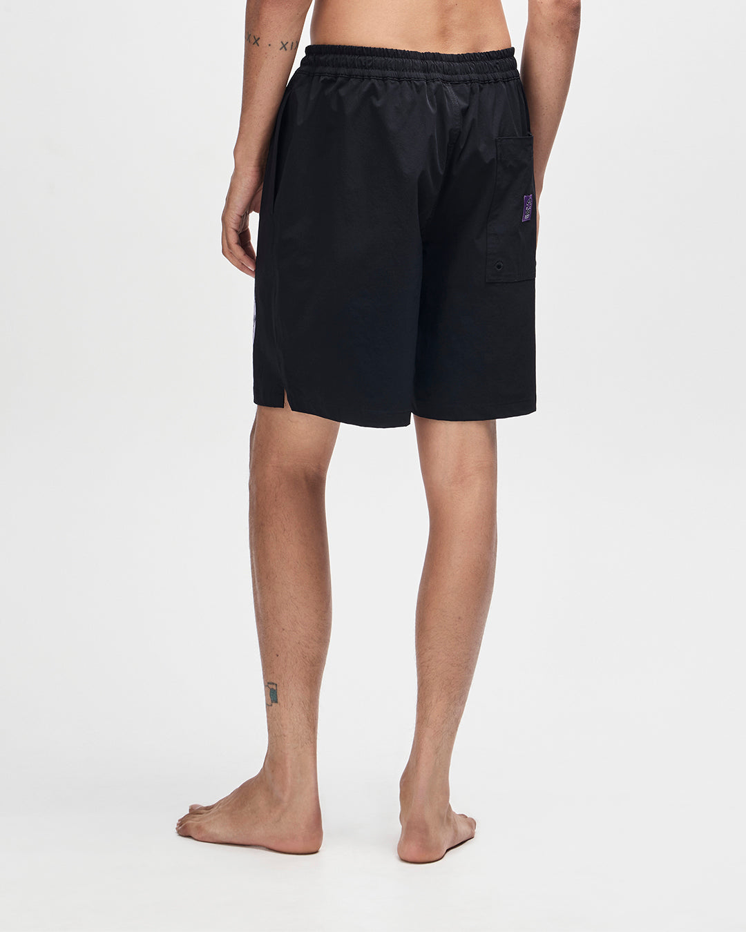 D261MBS534-FilmgrabSwimShort-Black|Model