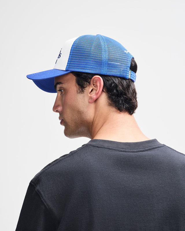 Strata Trucker