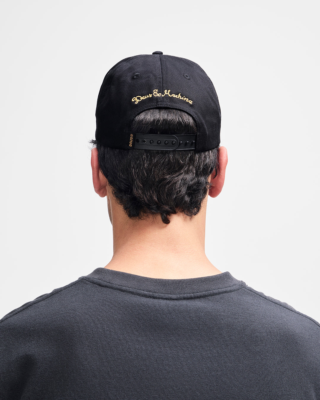 D261MHA334-Knucklebones-Cap-Black|Model