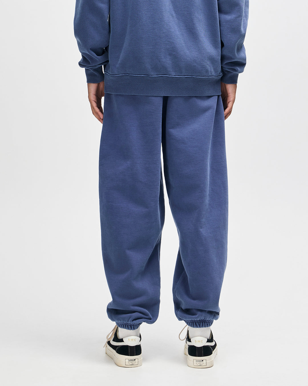 D261MPT184-ShieldGarmentDyed|Model