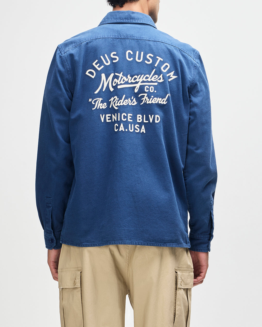 D261MSH315-NomadShirt-MechanicBlue|Model