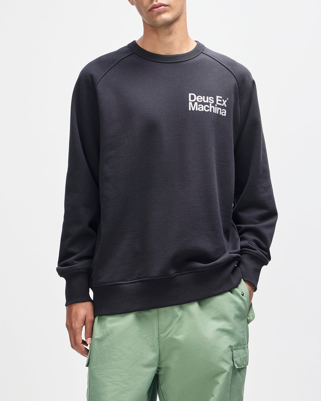 D261MSW545-PlentyGoodCrew|Model