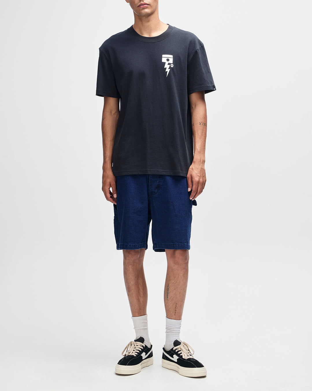 Pisstin Tee