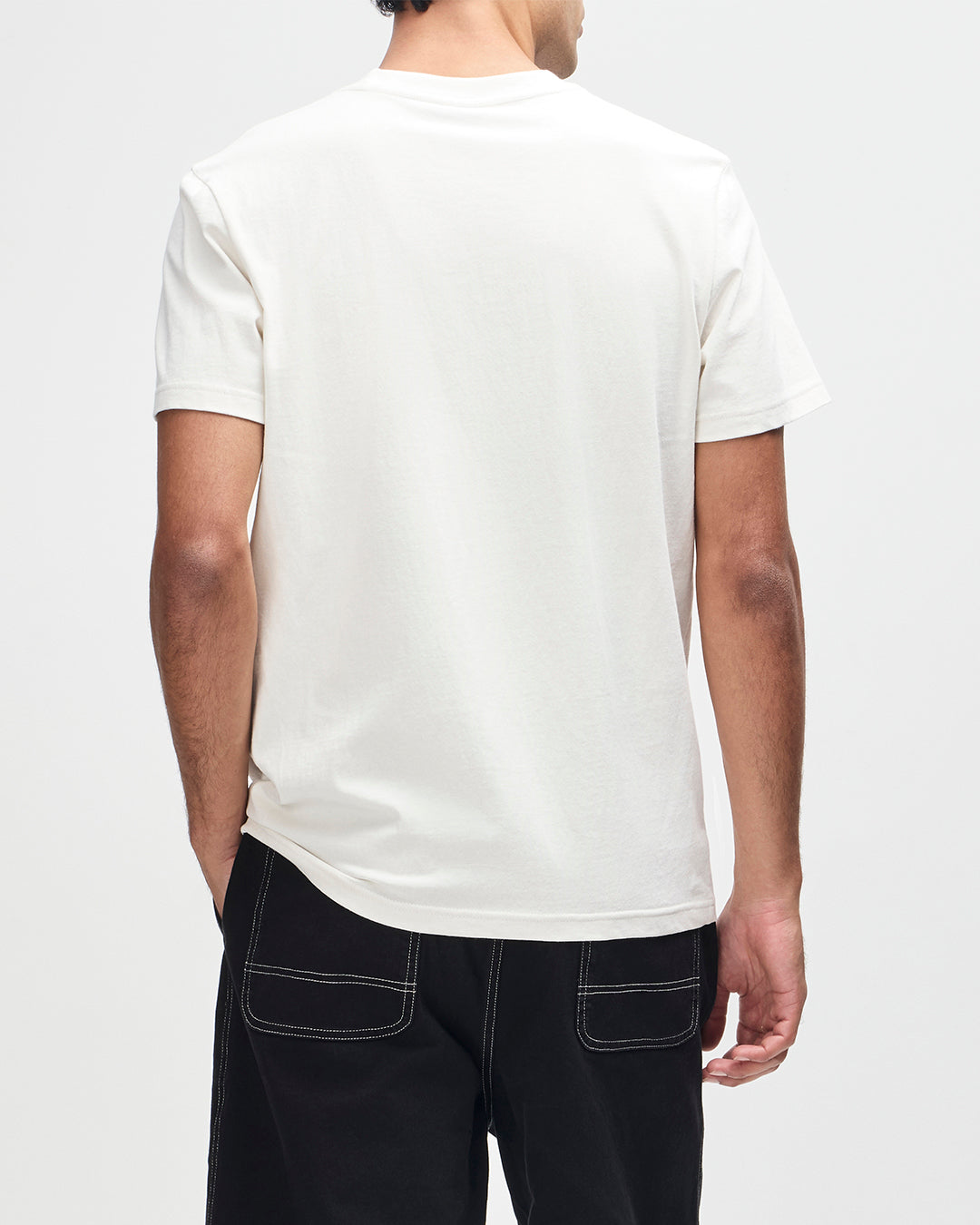 D261MTS537-SmokeshowTee|Model