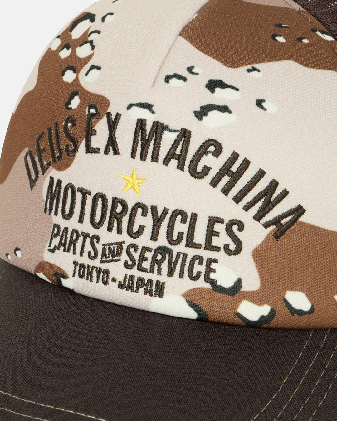 D261UHA035-Tokyo Original Address Trucker Camo|Flatlay