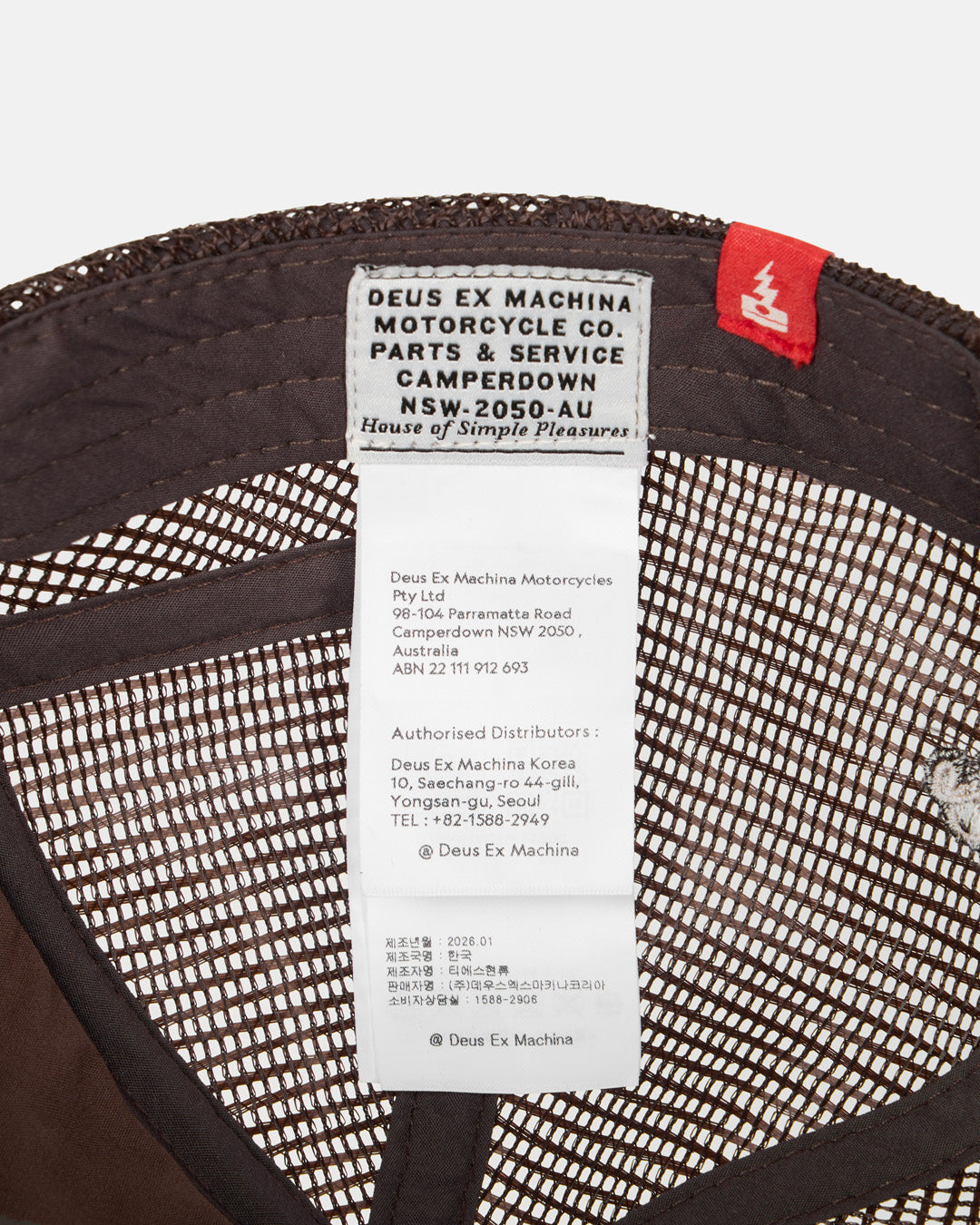 D261UHA035-Tokyo Original Address Trucker Camo|Flatlay