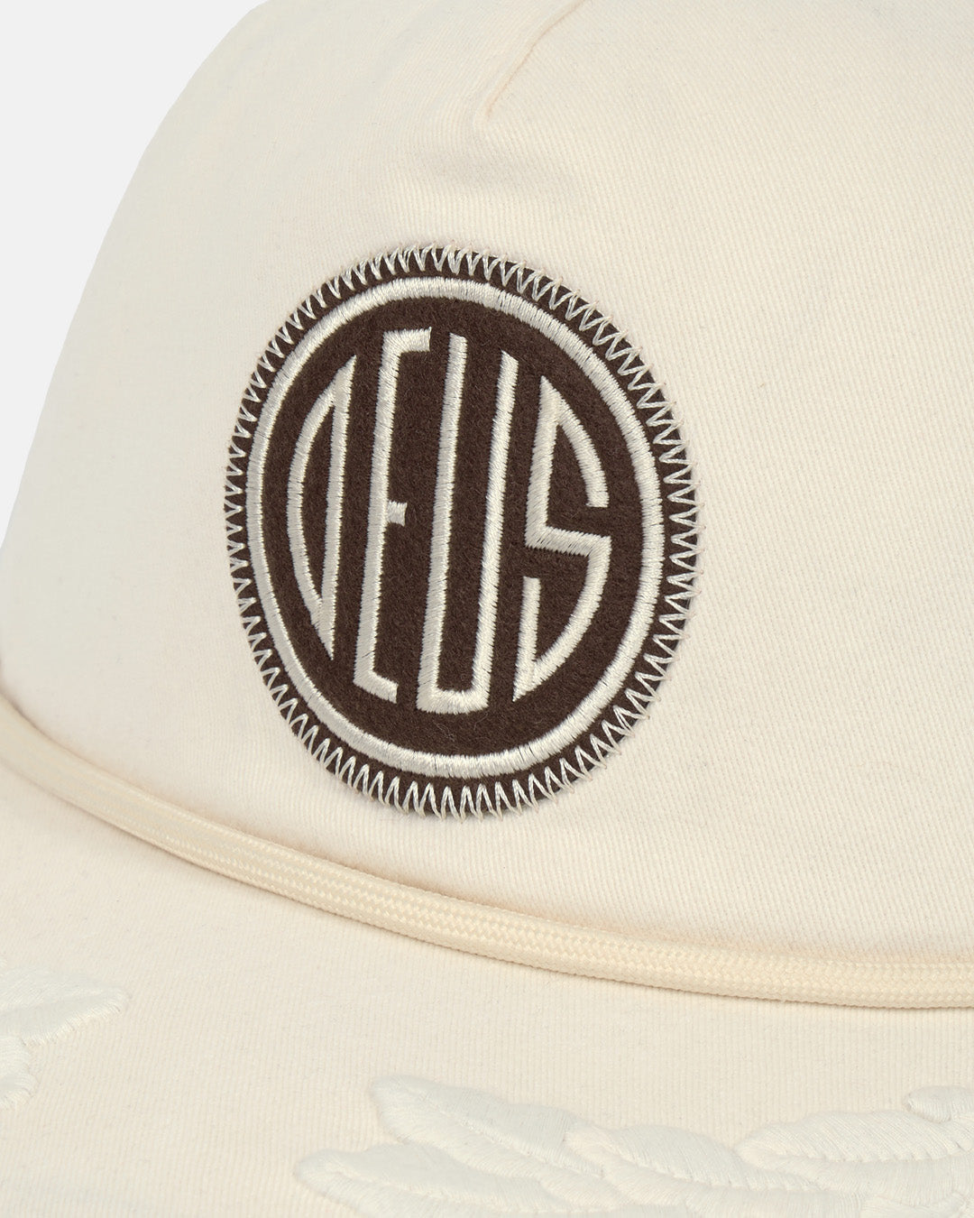 D261UHA230-Pill Trucker-Ivory|Flatlay