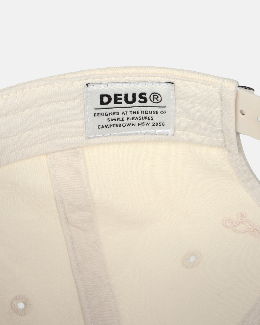 D261UHA230-Pill Trucker-Ivory|Flatlay