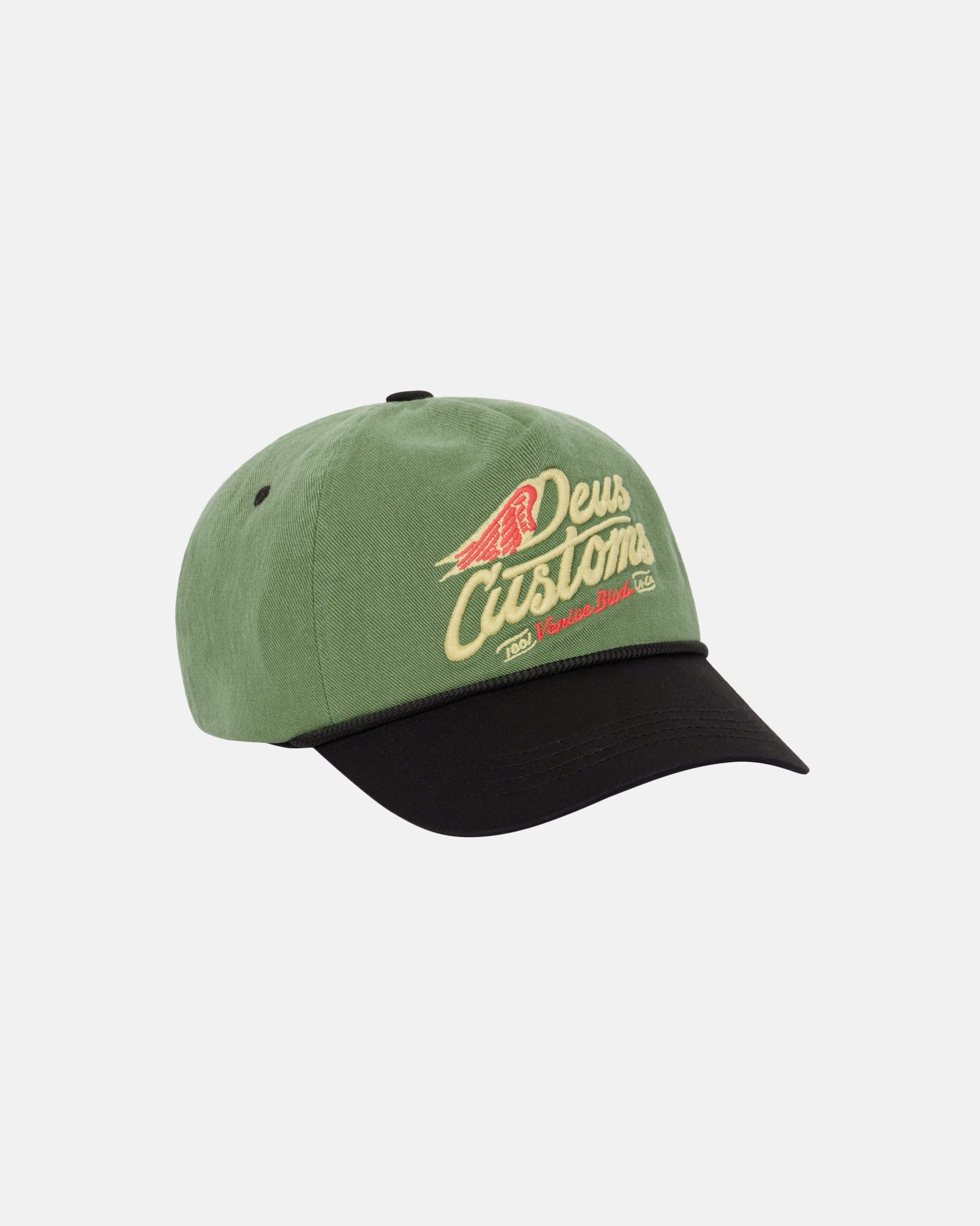 D261UHA240-WingletTrucker|Flatlay