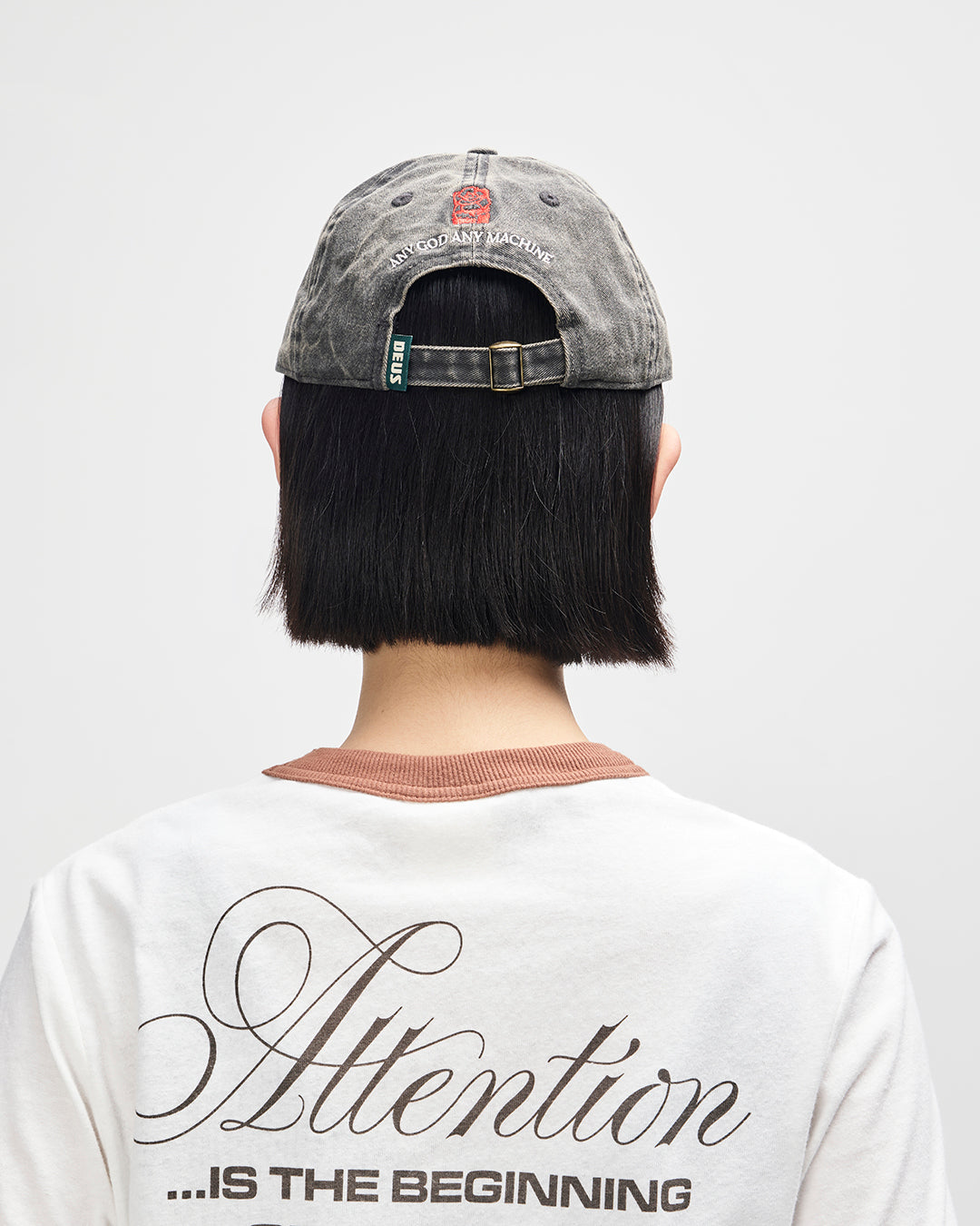 D261UHA724-Decorative Cap-Anthracite|Flatlay