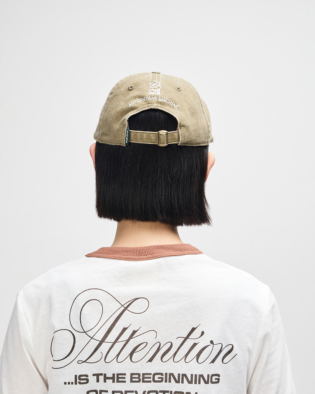 D261UHA724-DecorativeCap|Model