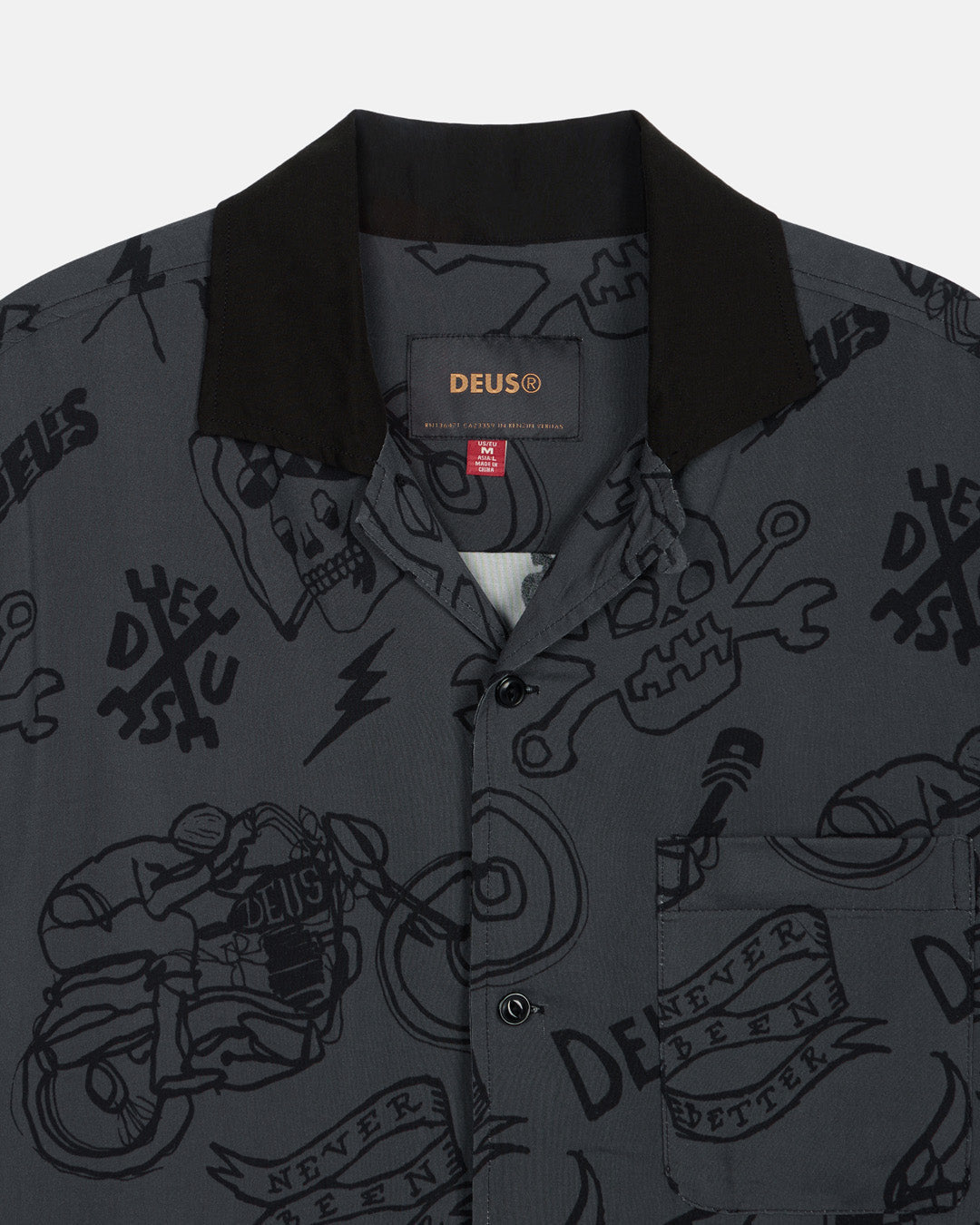 D261USH220 Doodle SS Shirt- Black|Flatlay