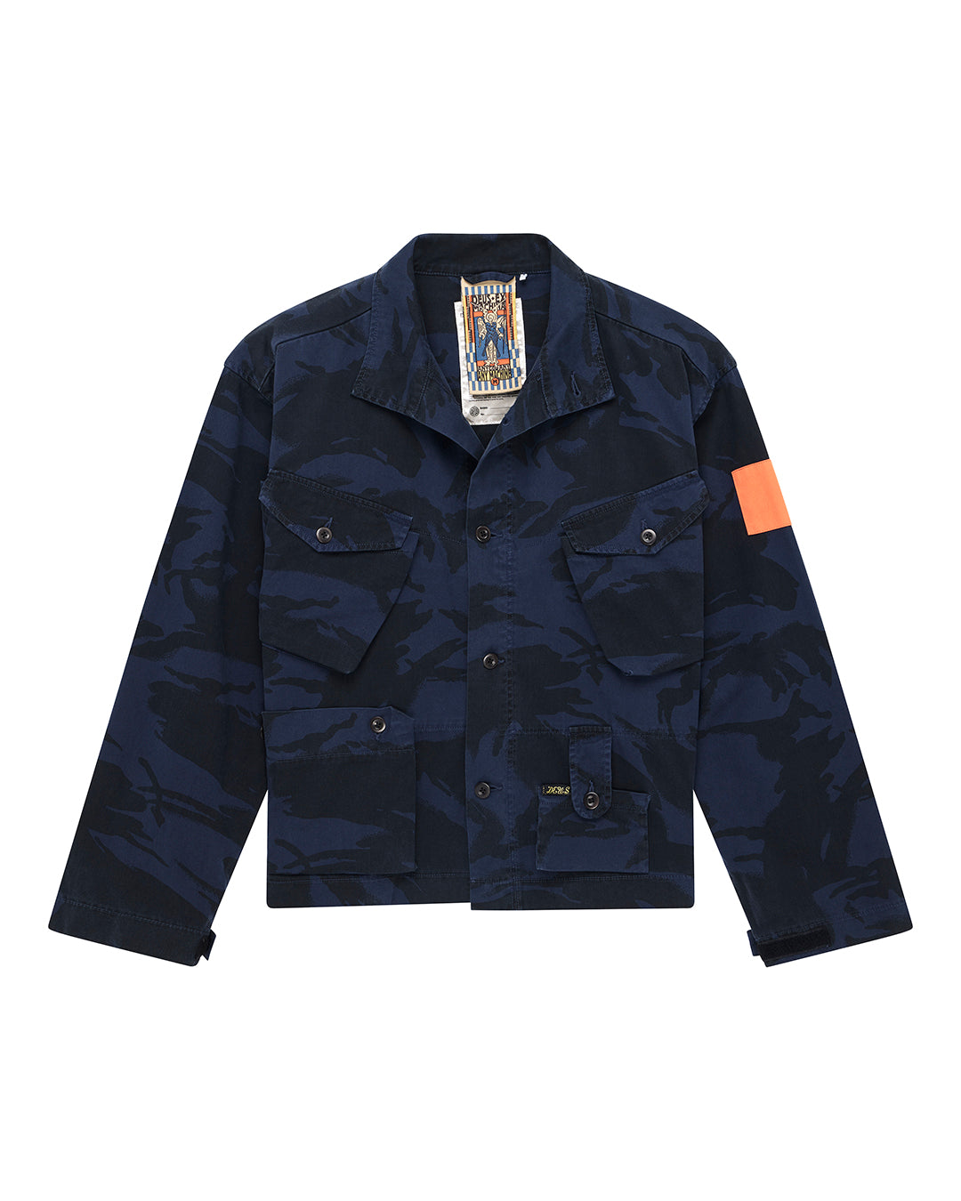 D261USH712-AnityataShirt|Flatlay