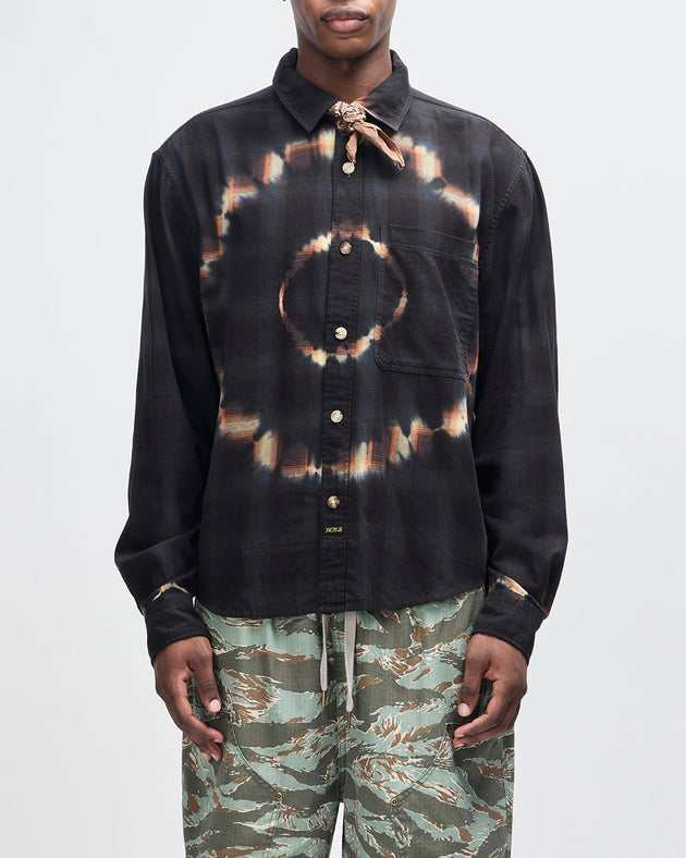 D261USH720-VicizousShirt|Model