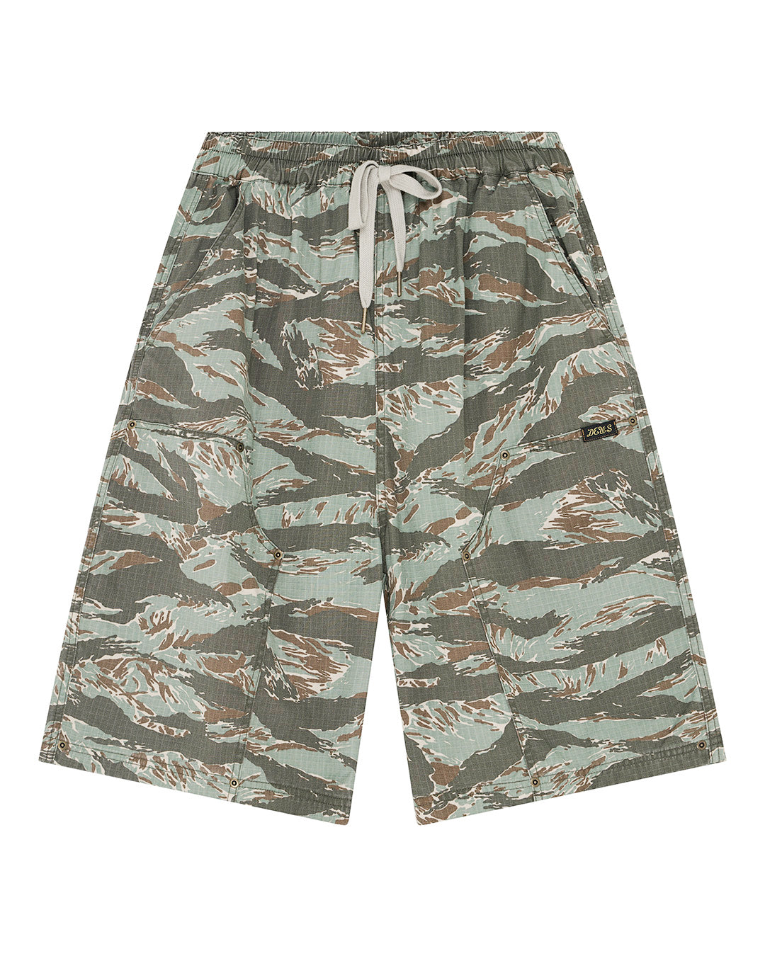 D261UWK706-UnforseenShort|Flatlay