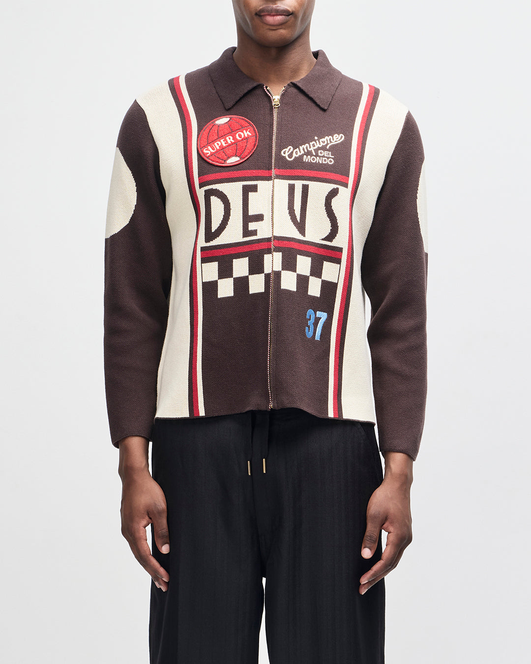 D261WCD815-MonteCarloKnit|Model