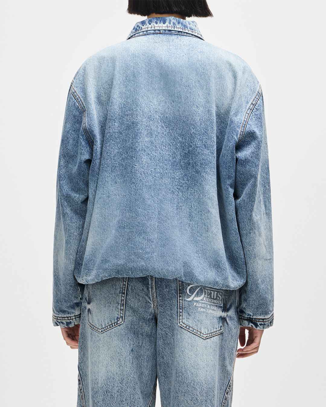 D261WJK835-GrandRaidDenim|Model