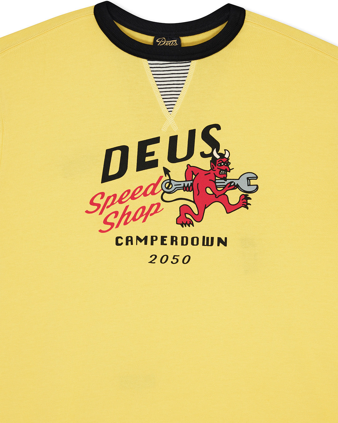 D262UTS210-Dogleg-Tee-Yellow|Flatlay
