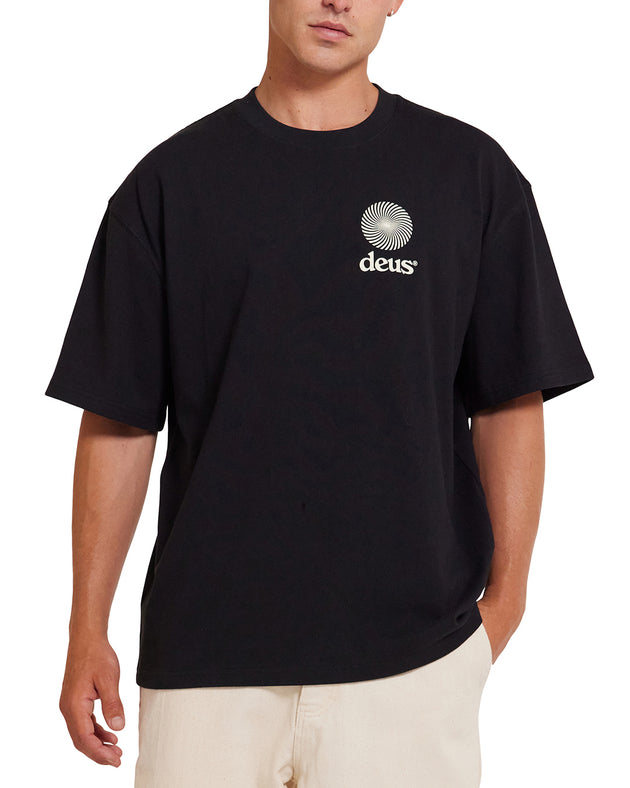 Strata Tee