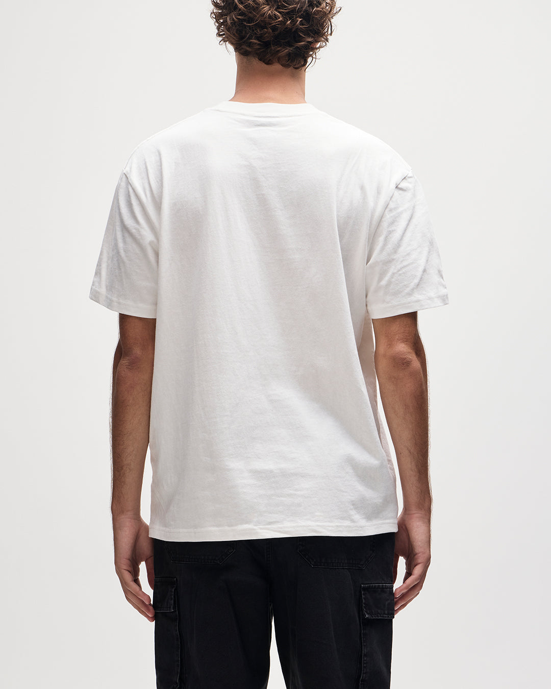 four-seasons-tee-vintage-white|Model