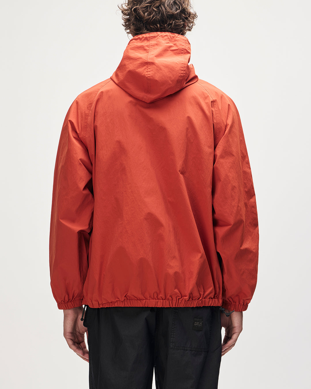 dawny-waterproof-anorak-terracotta|Model