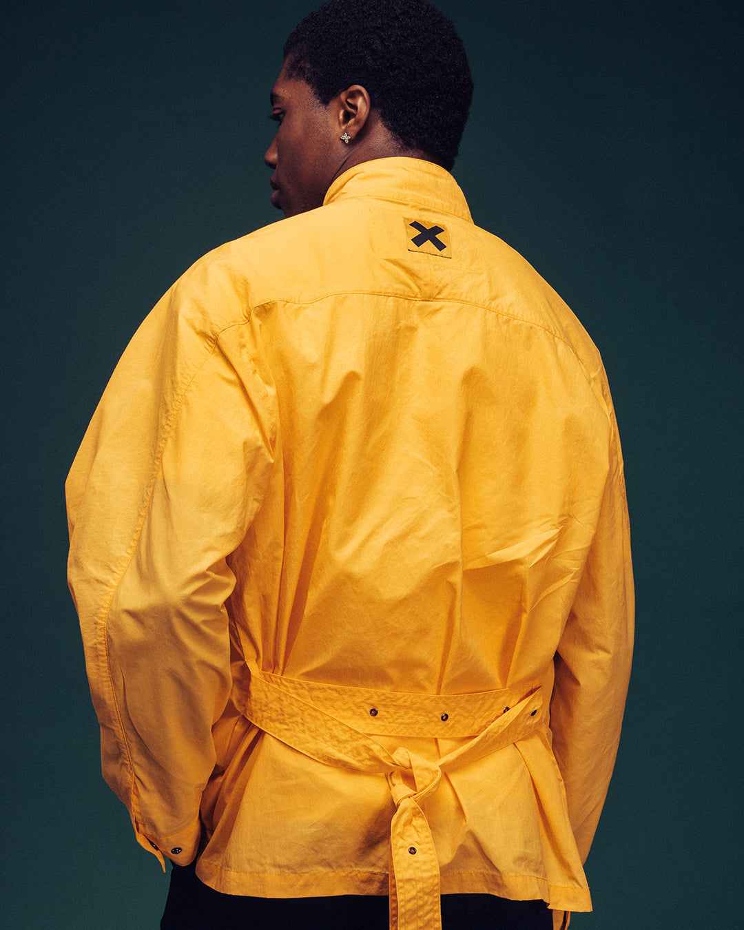 mini-trials-jacket-spectra-yellow|Model