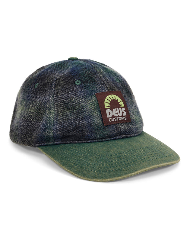 vacay-check-cap-black-check|Model