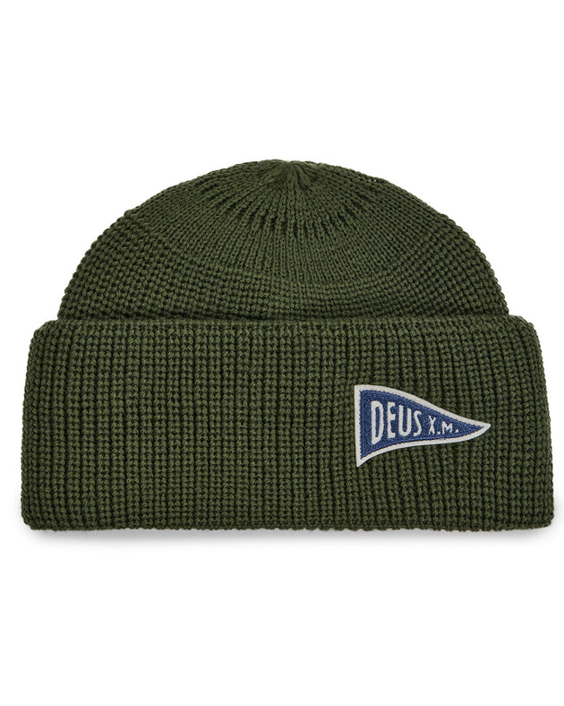 campus-beanie-cypress-green|Model