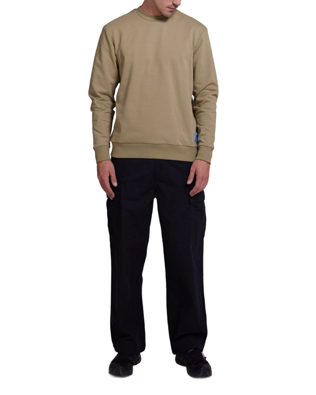 Maxed Out Crew - Sage Green|Model