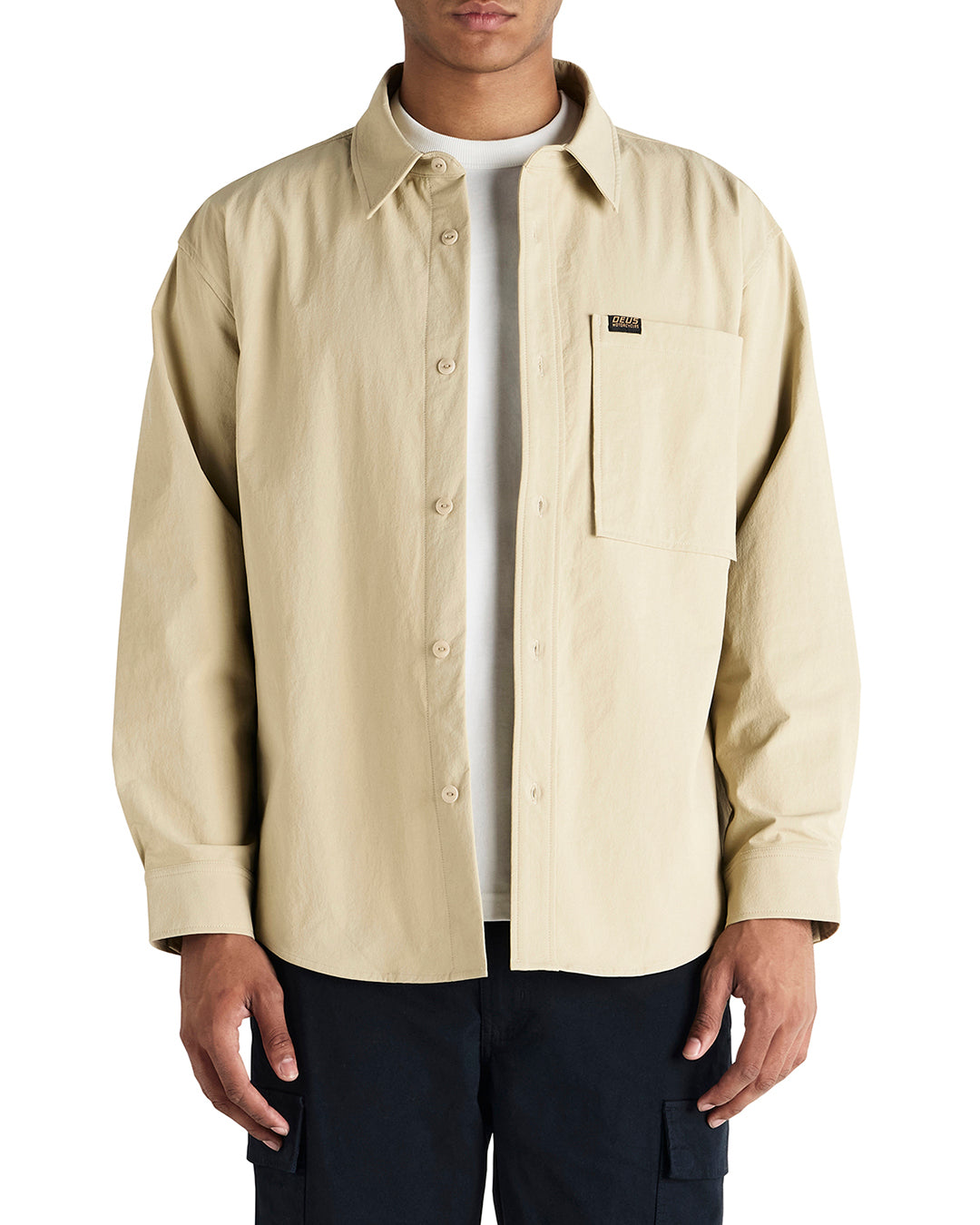 Frizell Travel Shirt - Safari|Model