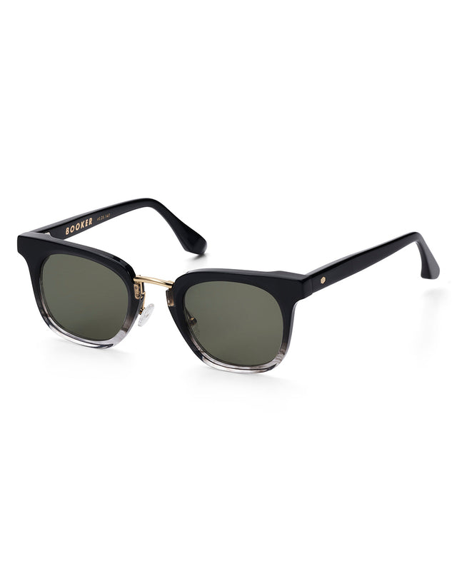 DSG25675-Booker-Black_Smoke