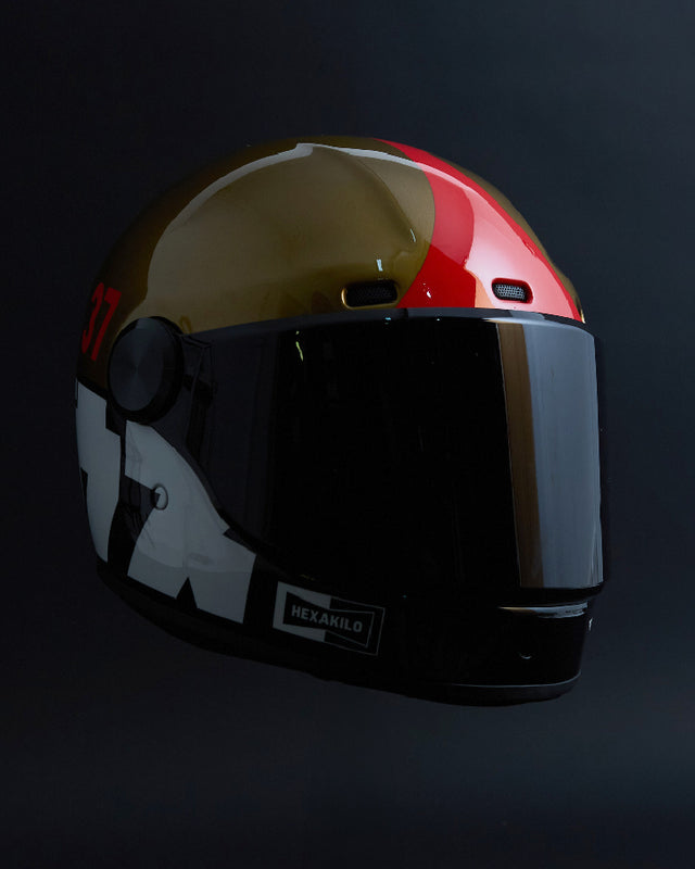 37/177 Helmet
