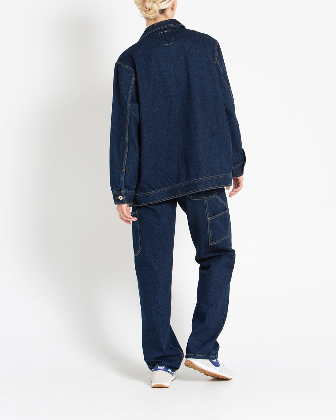 Crosby Denim Jacket - Dry Indigo|Model